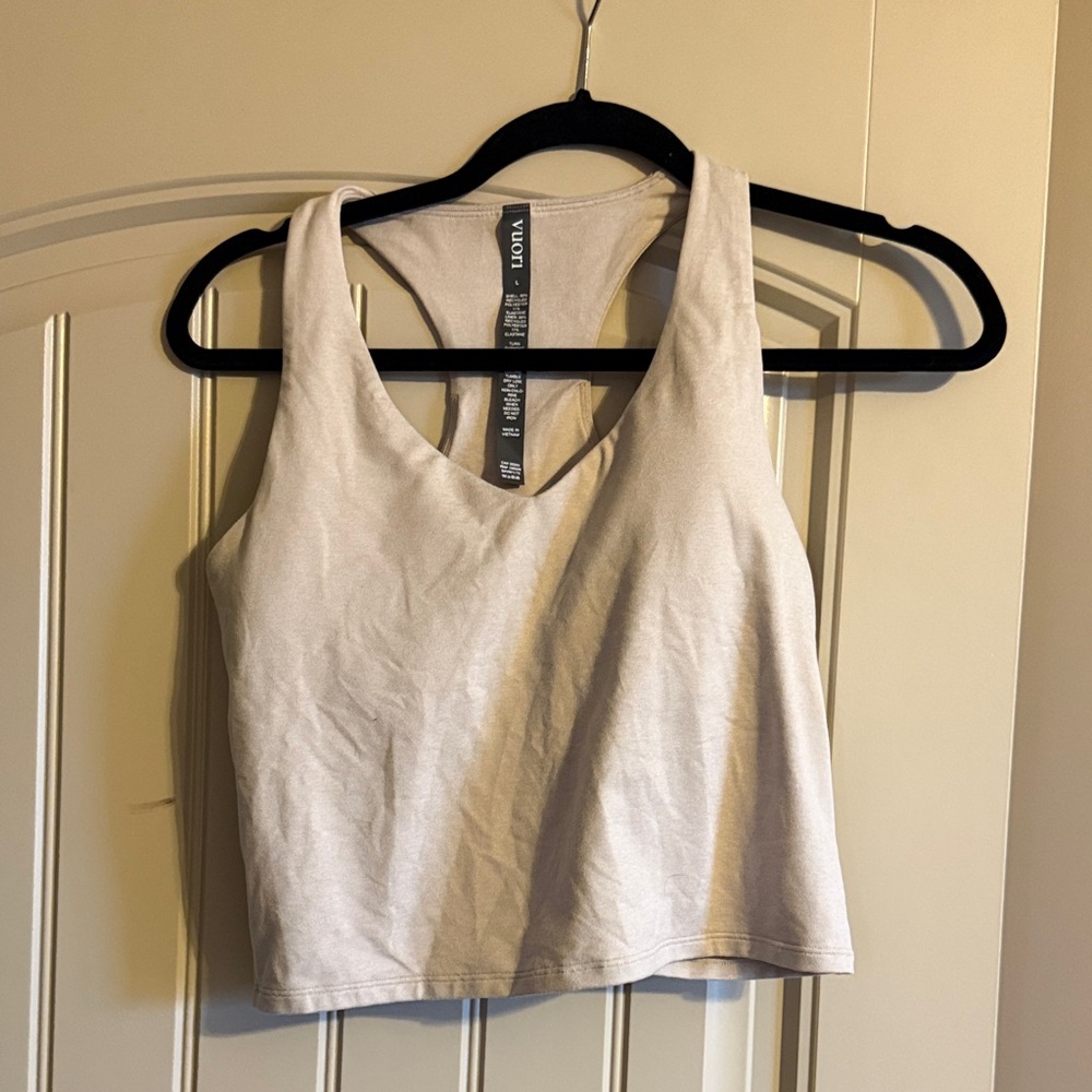 NWT Vuori women’s crop tank